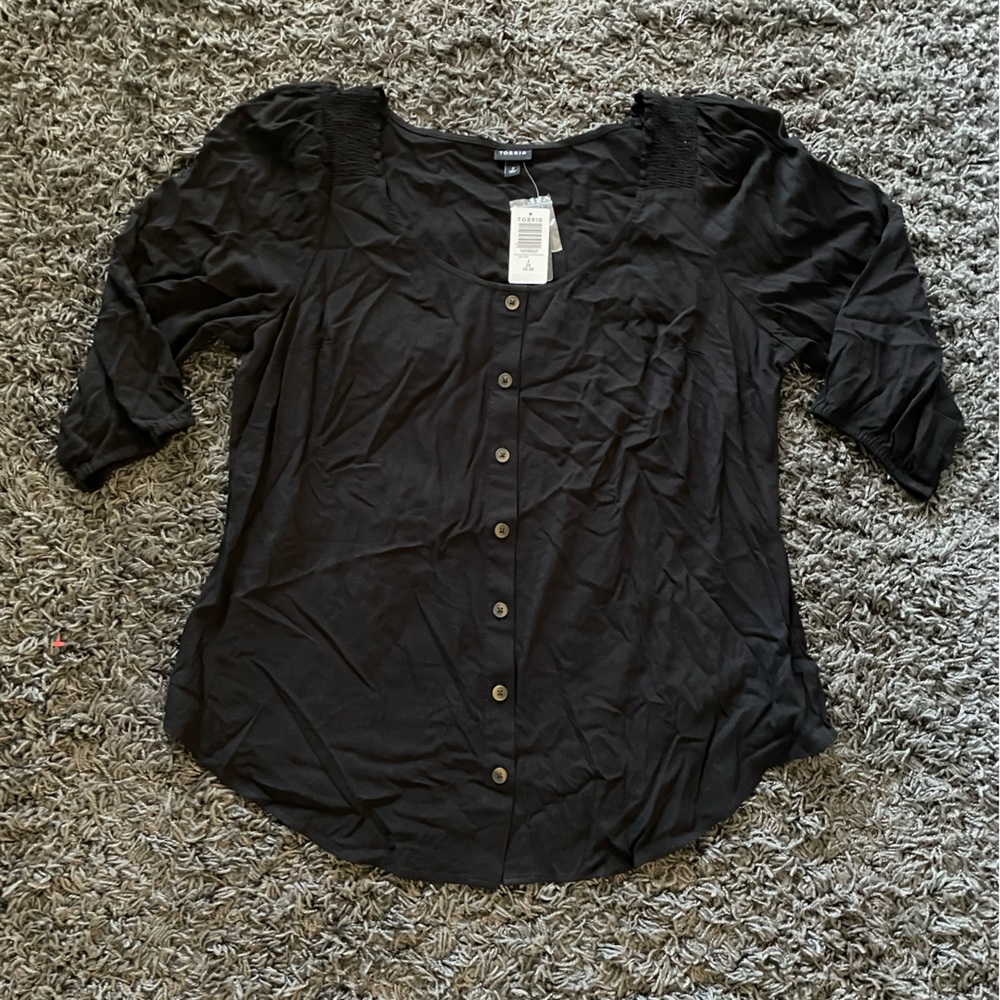 Black front button top